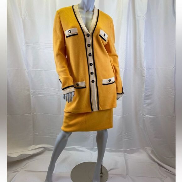 St John Yellow Skirt Suit Set size 10 C26 - Picture 1 of 11